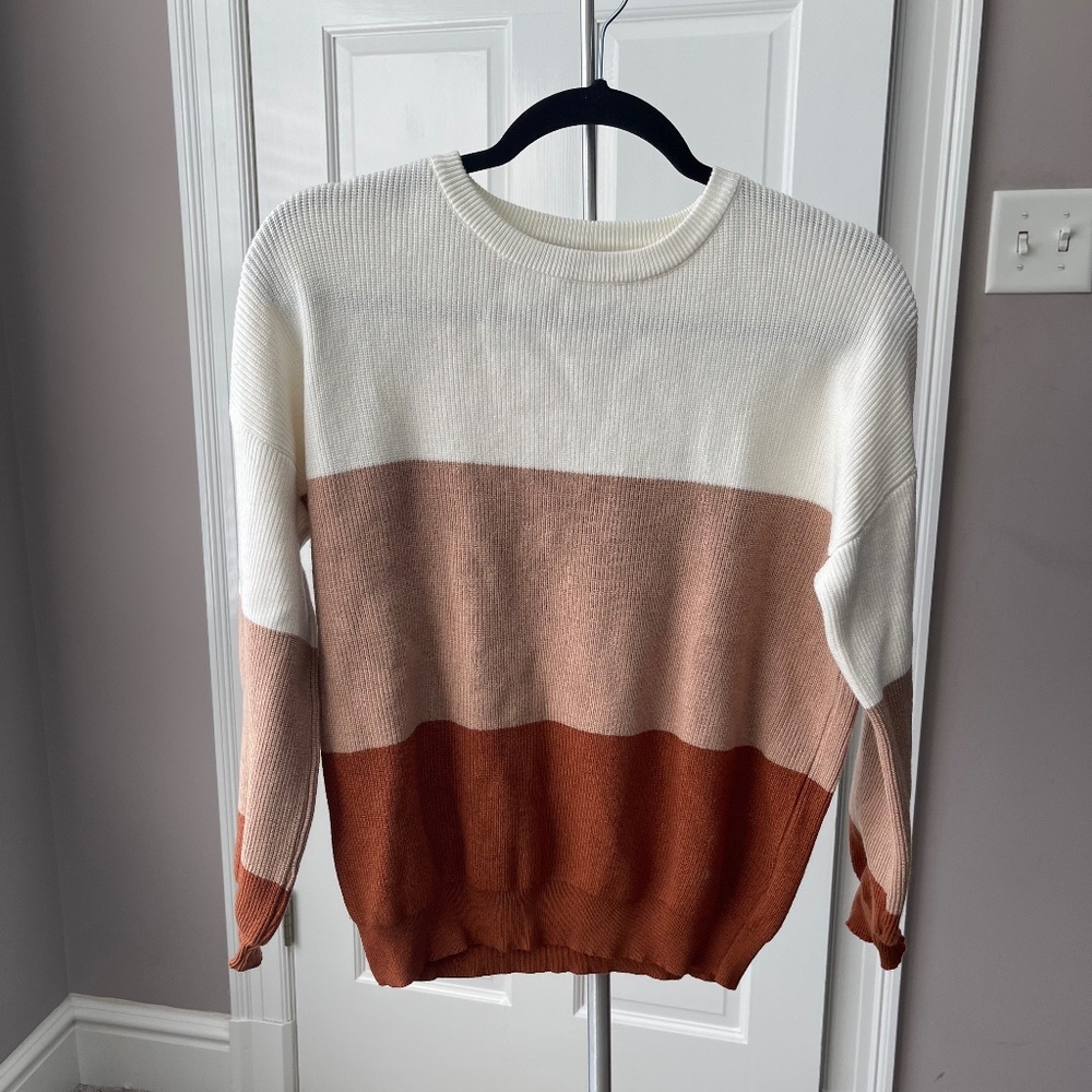 A2 - #115 SHEIN Tricolor Sweater, Size Medium